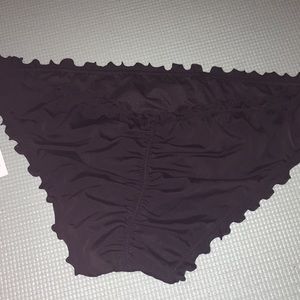 Black ruched bathing suit bottoms Large